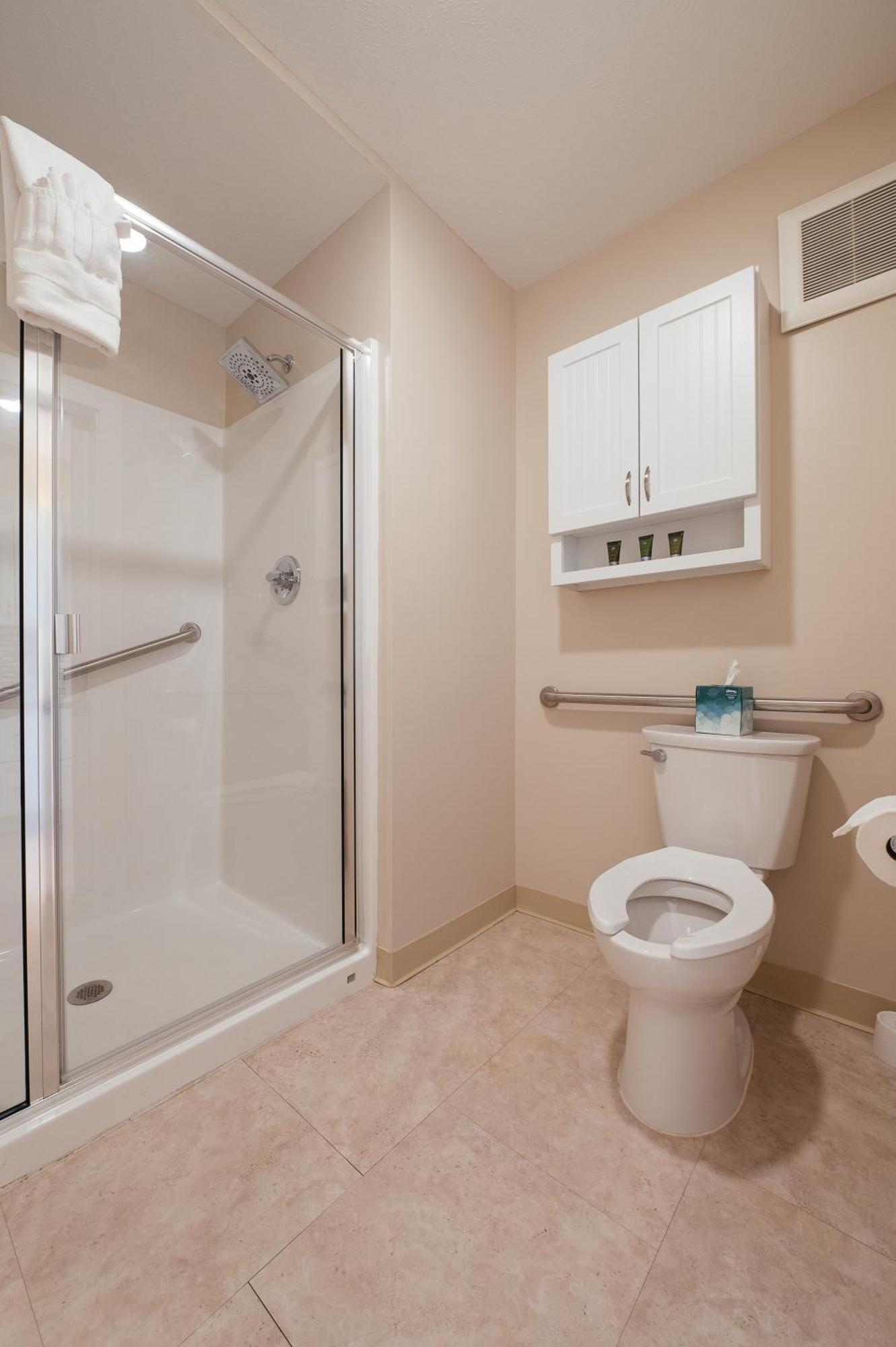 Kasa Gold Coast Inn Traverse City Bagian luar foto