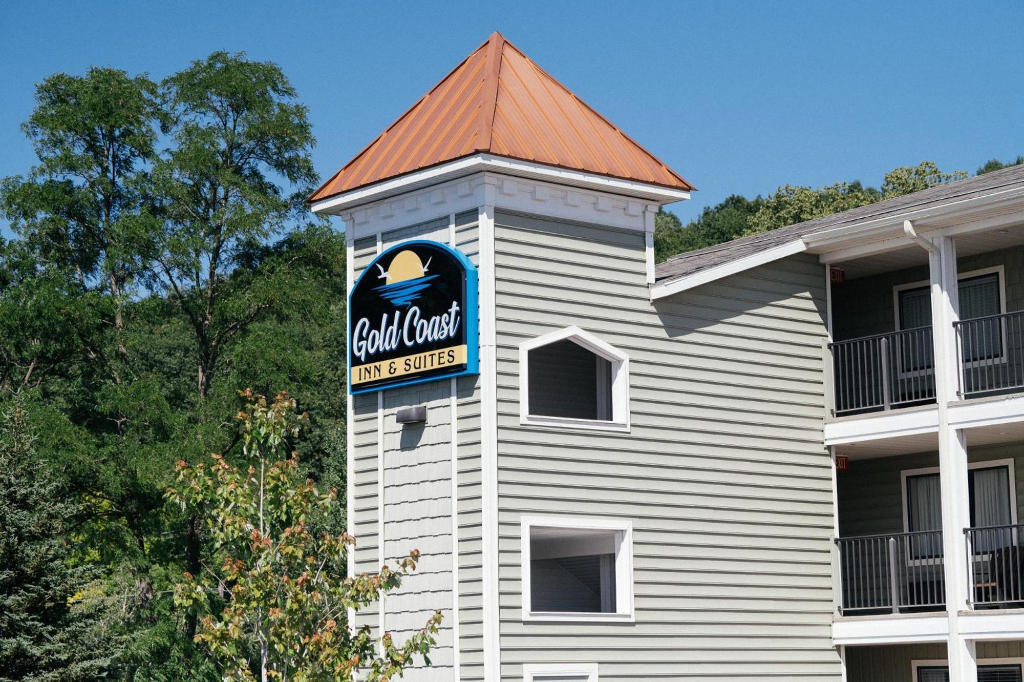 Kasa Gold Coast Inn Traverse City Bagian luar foto
